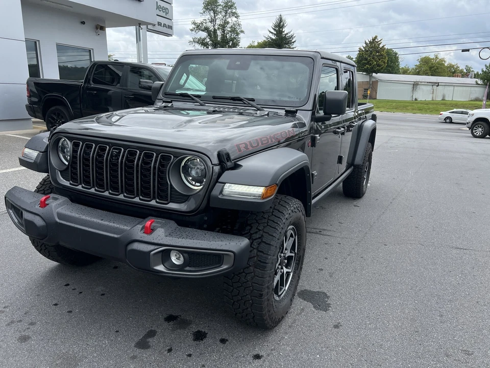 2024 Jeep JT Gladiator - Image 6 of 12
