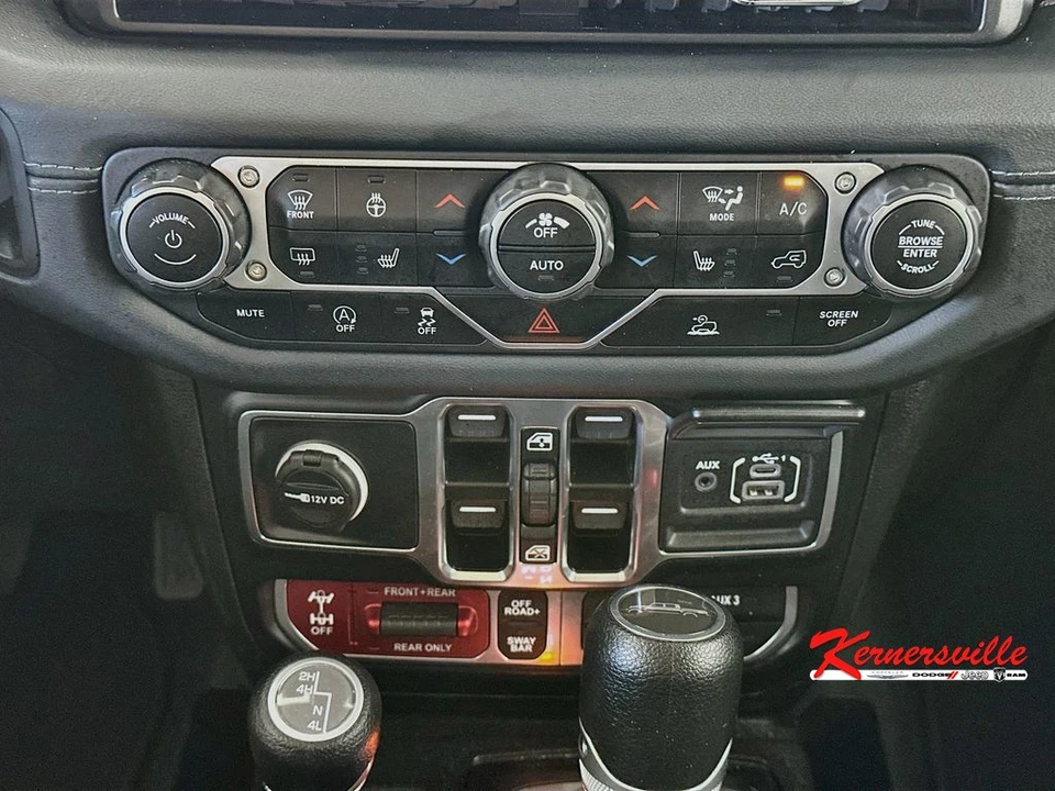 2024 Jeep JT Gladiator - Image 18 of 24