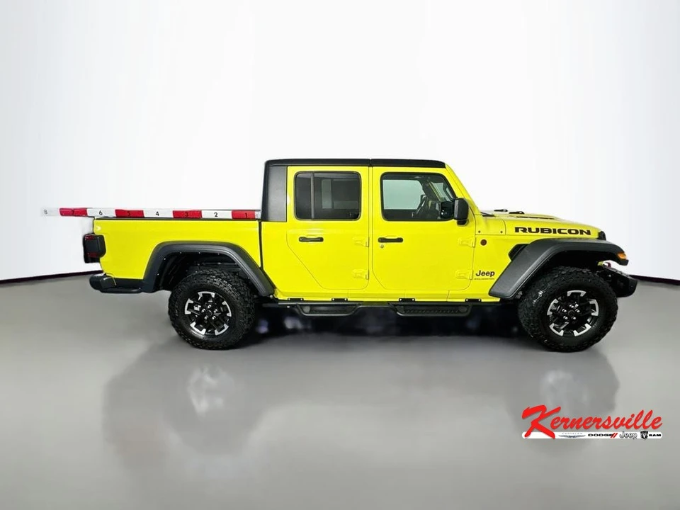 2024 Jeep JT Gladiator - Image 8 of 24