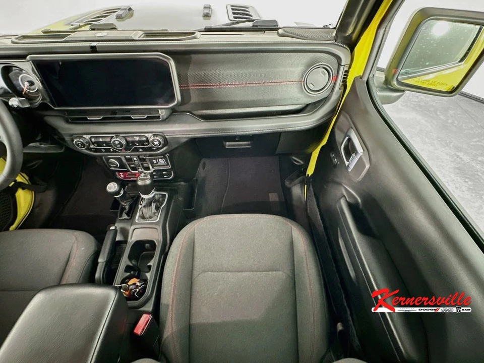 2024 Jeep JT Gladiator - Image 11 of 24