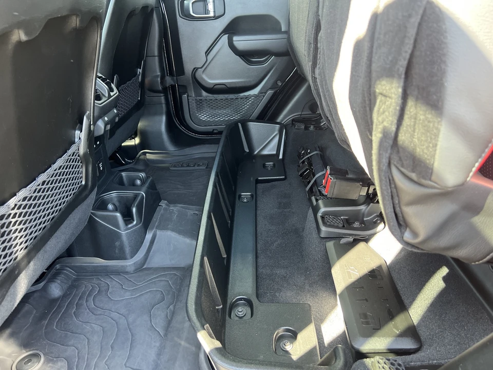 2024 Jeep JT Gladiator - Image 16 of 31