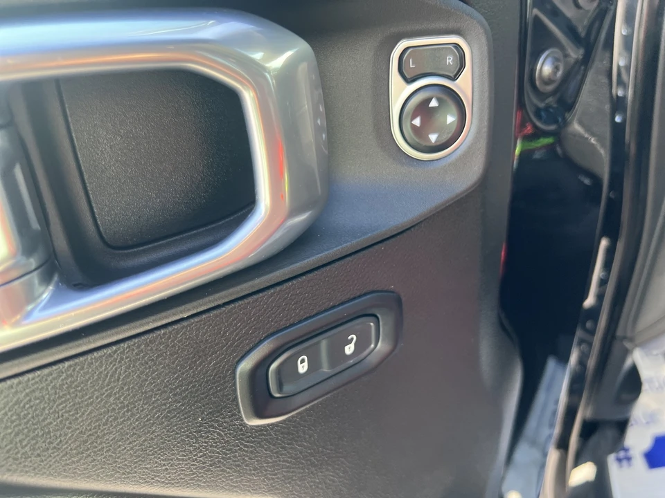 2024 Jeep JT Gladiator - Image 20 of 31