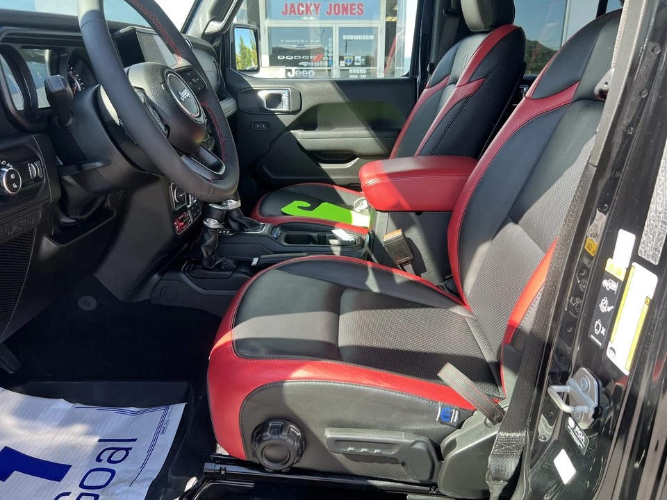 2024 Jeep JT Gladiator - Image 21 of 31
