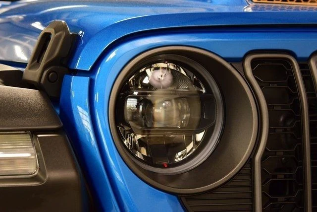 2024 Jeep JT Gladiator - Image 10 of 21