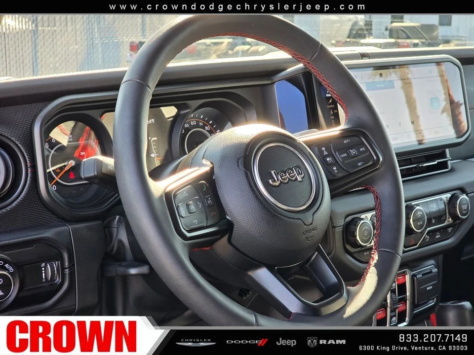 2024 Jeep JT Gladiator - Image 25 of 31