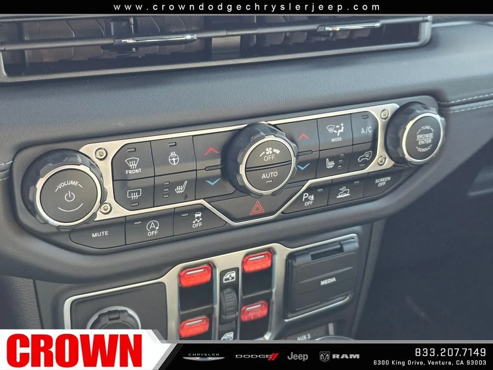 2024 Jeep JT Gladiator - Image 28 of 31