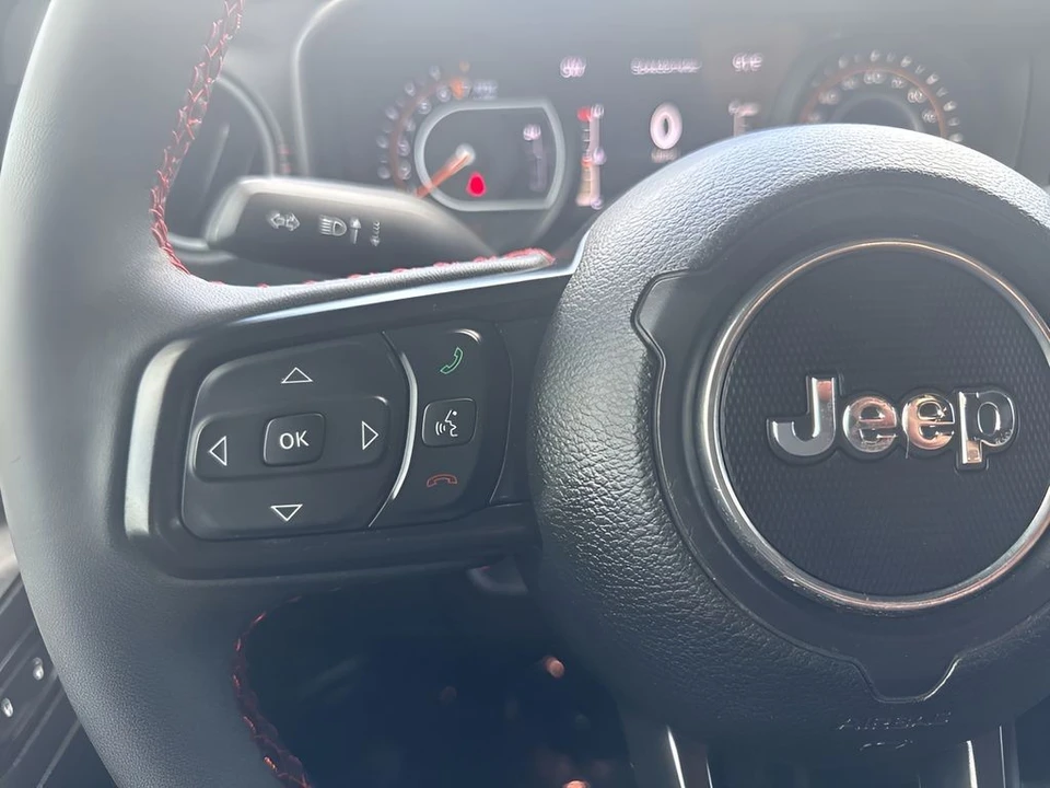 2024 Jeep JT Gladiator - Image 14 of 31