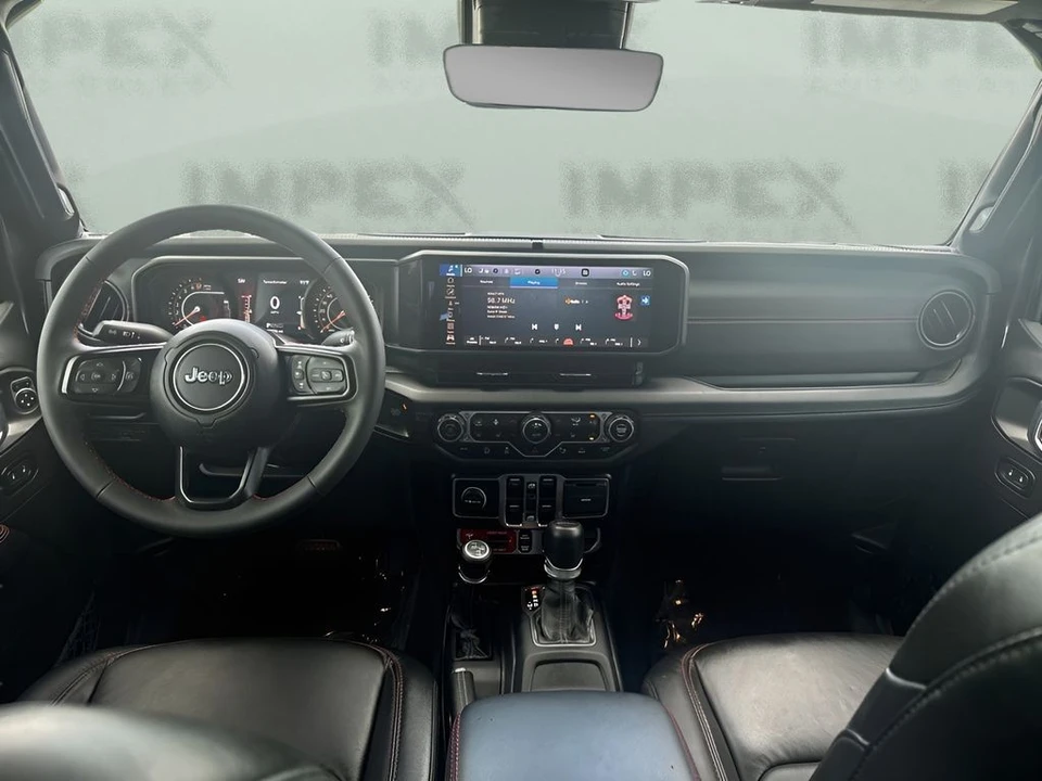 2024 Jeep JT Gladiator - Image 12 of 31