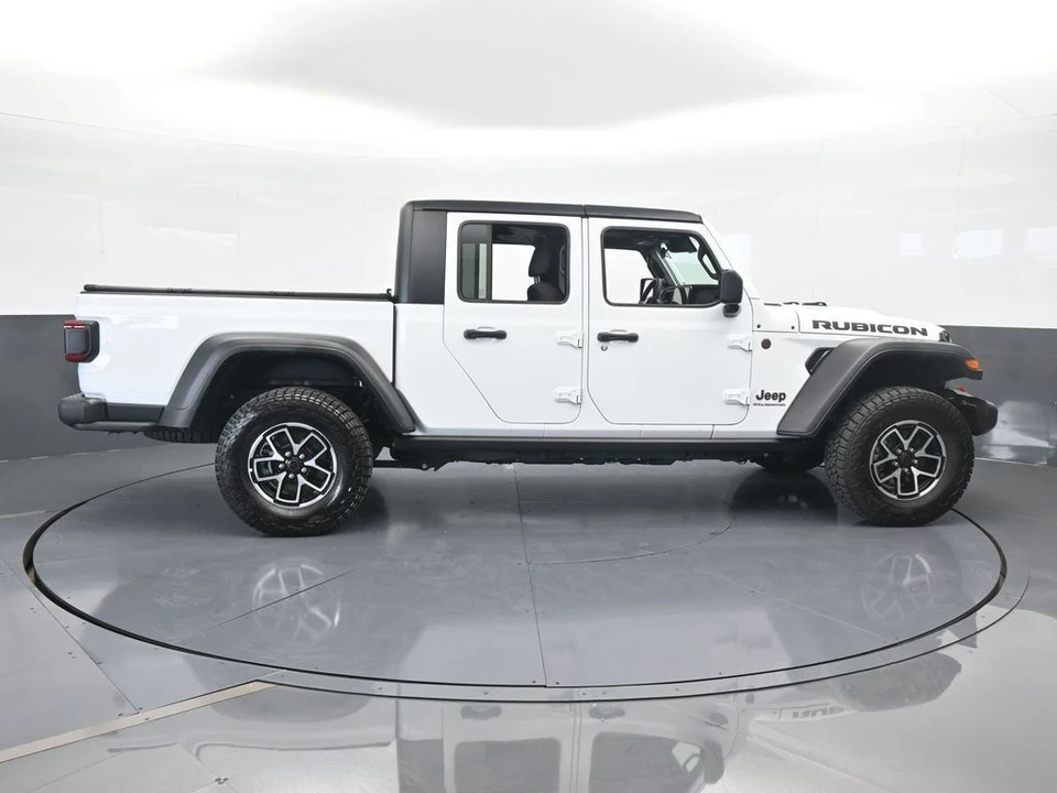 2024 Jeep JT Gladiator - Image 7 of 12