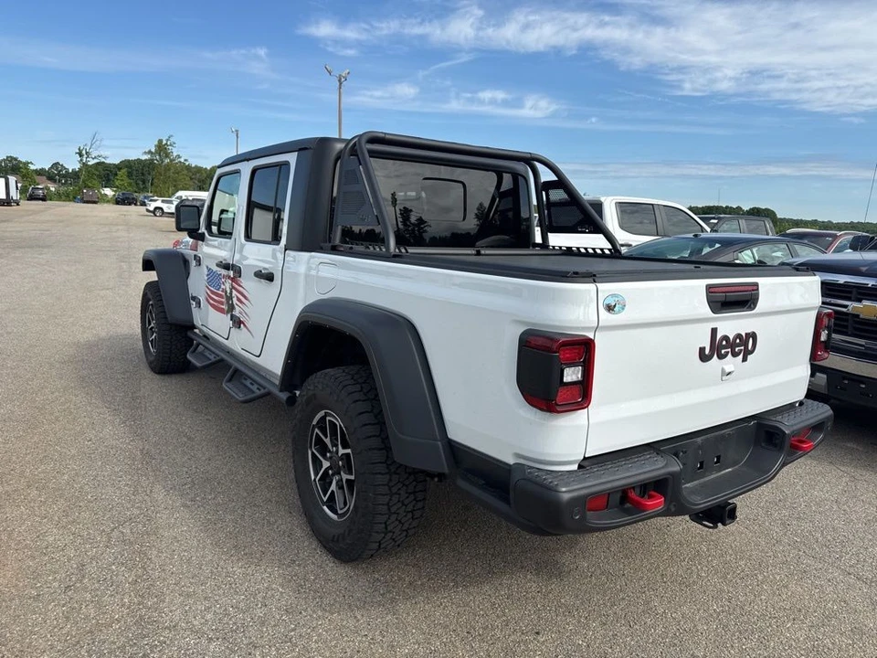 2024 Jeep JT Gladiator - Image 2 of 7