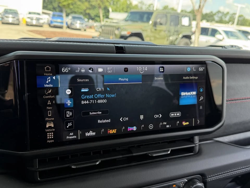 2024 Jeep JT Gladiator - Image 11 of 19