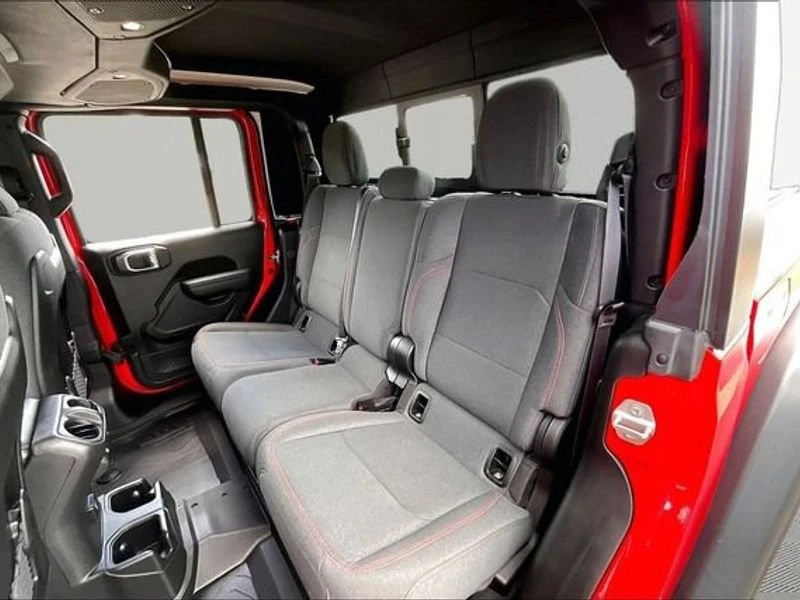 2024 Jeep JT Gladiator - Image 15 of 19
