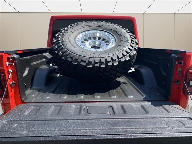 2024 Jeep JT Gladiator - Image 20 of 21