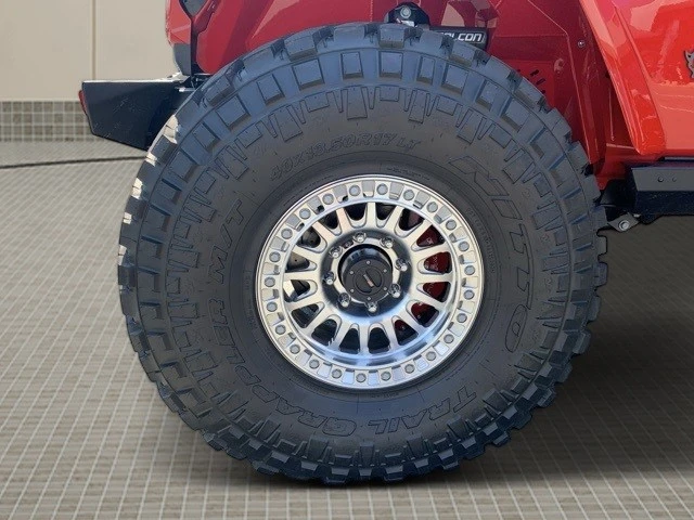 2024 Jeep JT Gladiator - Image 11 of 12