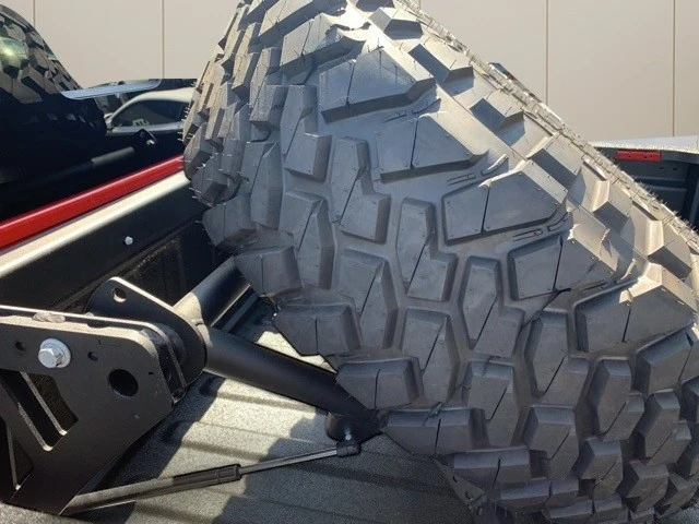 2024 Jeep JT Gladiator - Image 18 of 21