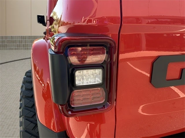 2024 Jeep JT Gladiator - Image 19 of 21