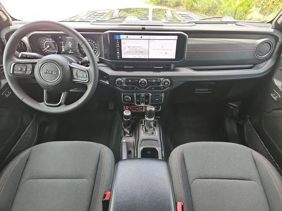 2024 Jeep JT Gladiator - Image 10 of 11