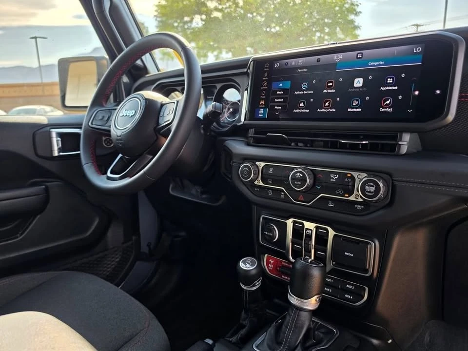 2024 Jeep JT Gladiator - Image 8 of 12
