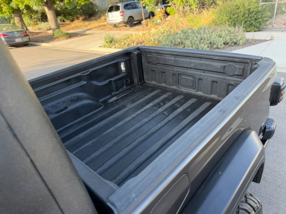 2024 Jeep JT Gladiator - Image 15 of 18