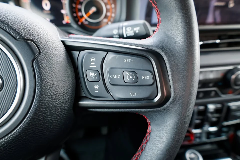 2024 Jeep JT Gladiator - Image 18 of 20