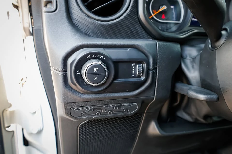 2024 Jeep JT Gladiator - Image 16 of 20