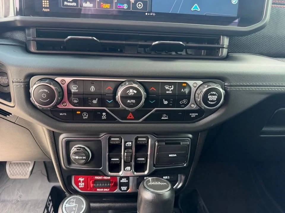 2024 Jeep JT Gladiator - Image 17 of 20
