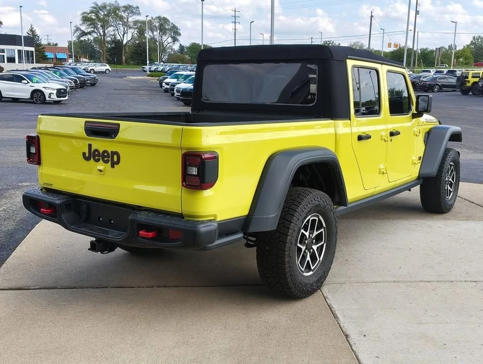 2024 Jeep JT Gladiator - Image 5 of 20