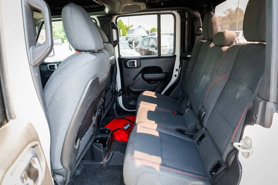 2024 Jeep JT Gladiator - Image 9 of 20