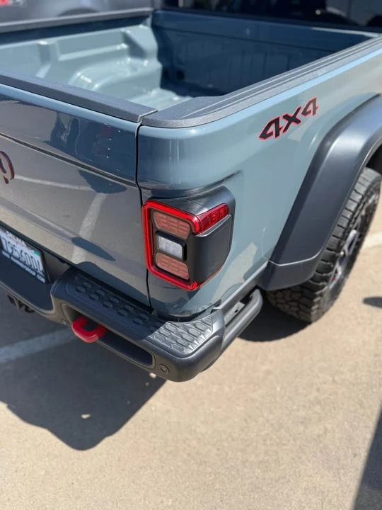 2024 Jeep JT Gladiator - Image 4 of 9