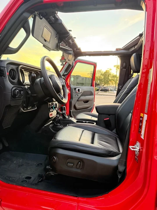 2024 Jeep JT Gladiator - Image 8 of 12