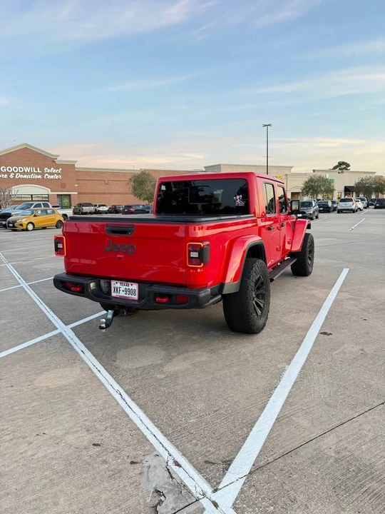 2024 Jeep JT Gladiator - Image 6 of 12