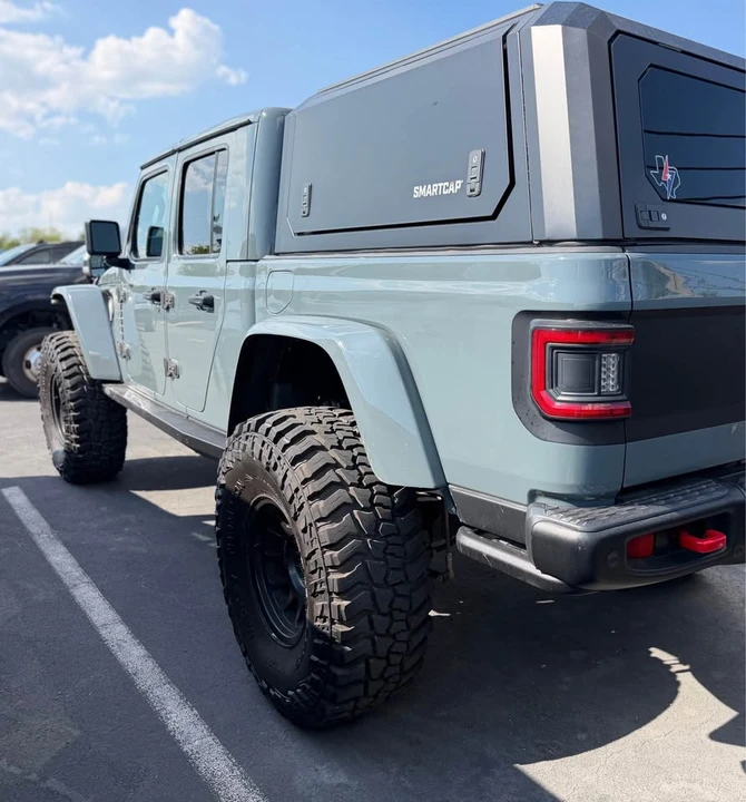 2024 Jeep JT Gladiator - Image 7 of 7