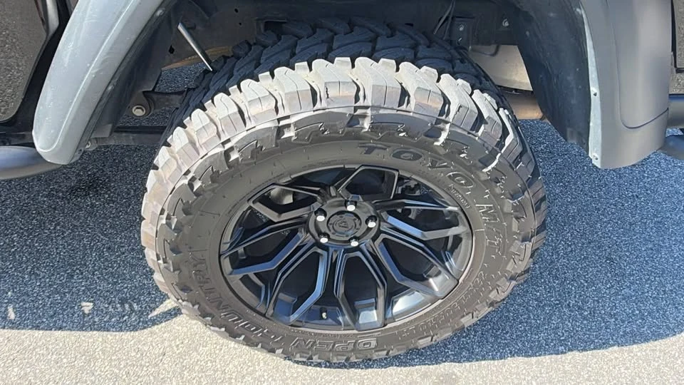 2024 Jeep JT Gladiator - Image 2 of 11