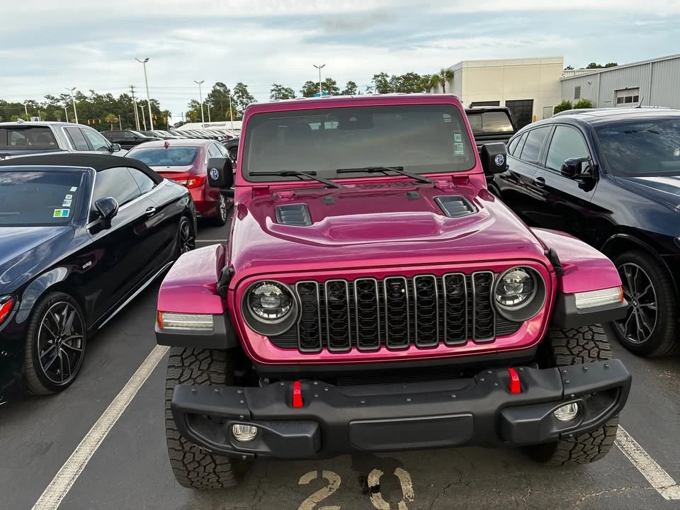 2024 Jeep JT Gladiator - Image 2 of 8