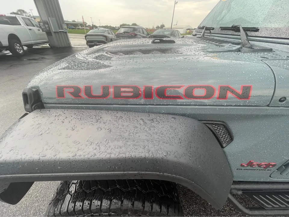 2024 Jeep JT Gladiator - Image 2 of 12