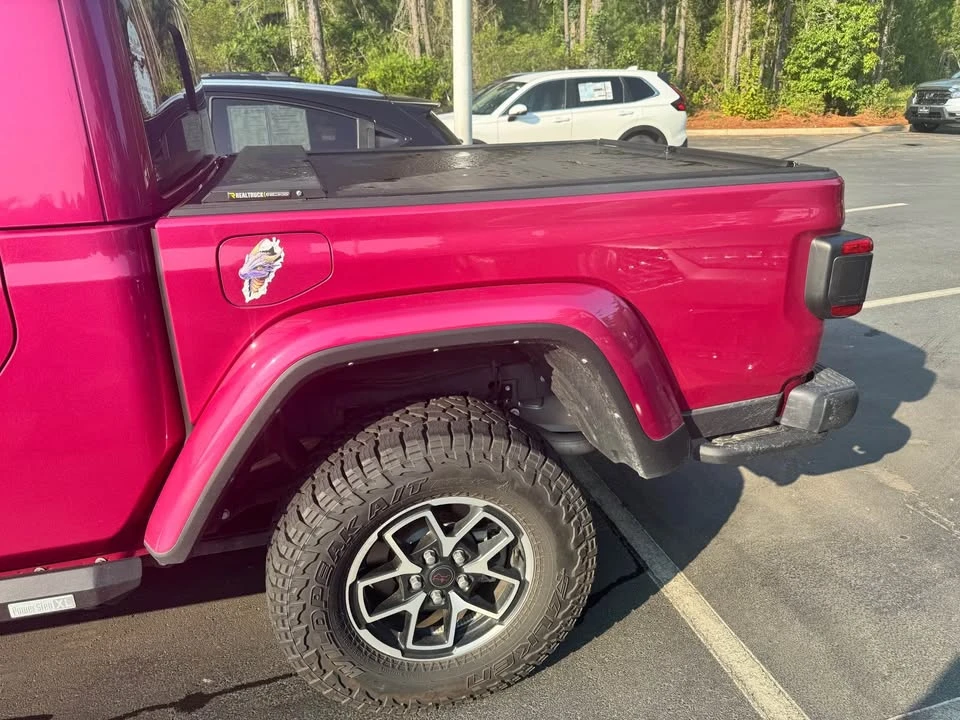 2024 Jeep JT Gladiator - Image 5 of 13