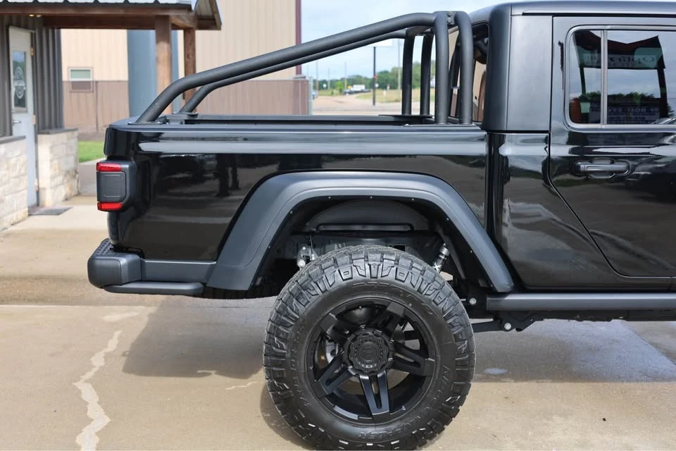 2024 Jeep JT Gladiator - Image 13 of 20