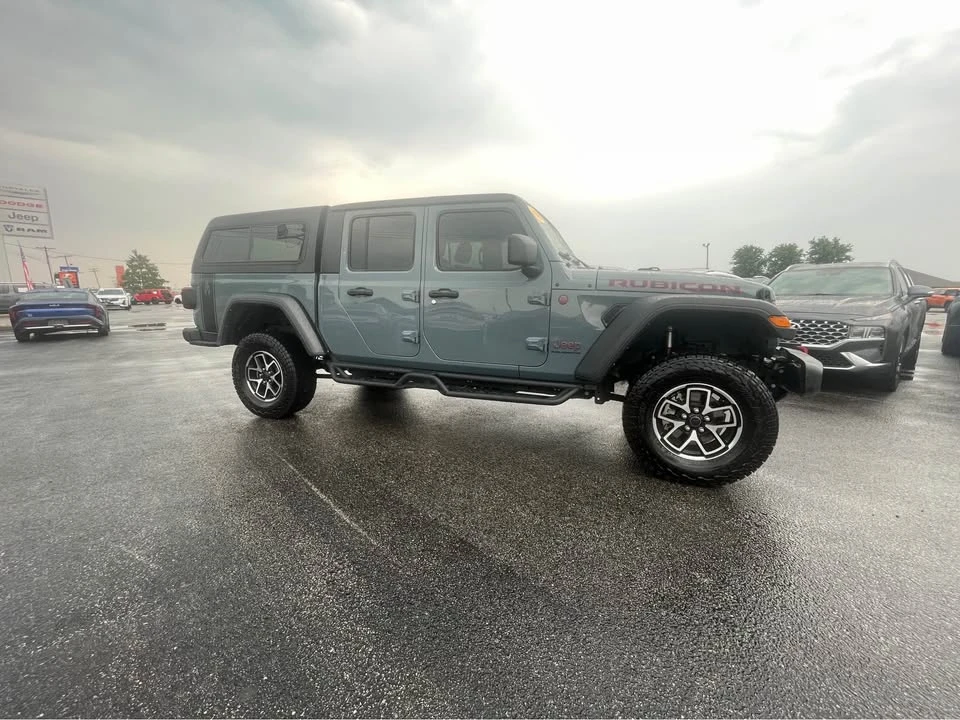 2024 Jeep JT Gladiator - Image 4 of 12
