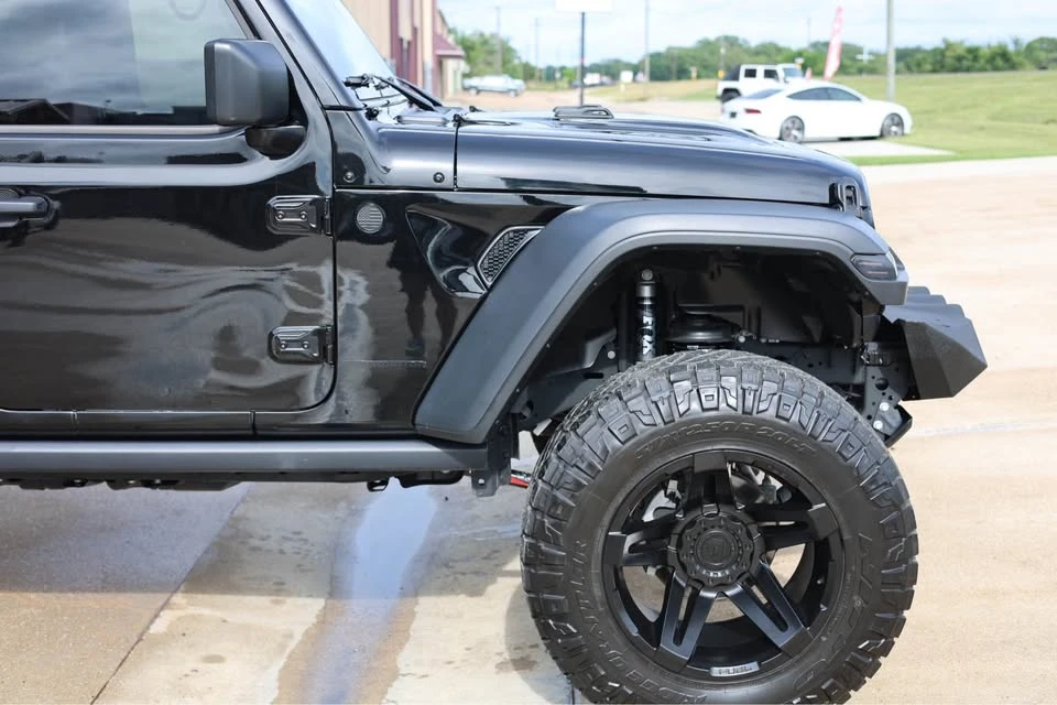 2024 Jeep JT Gladiator - Image 12 of 20