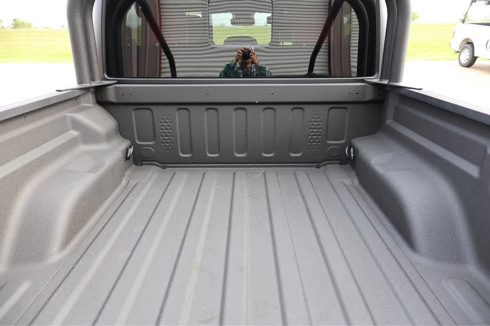 2024 Jeep JT Gladiator - Image 16 of 20