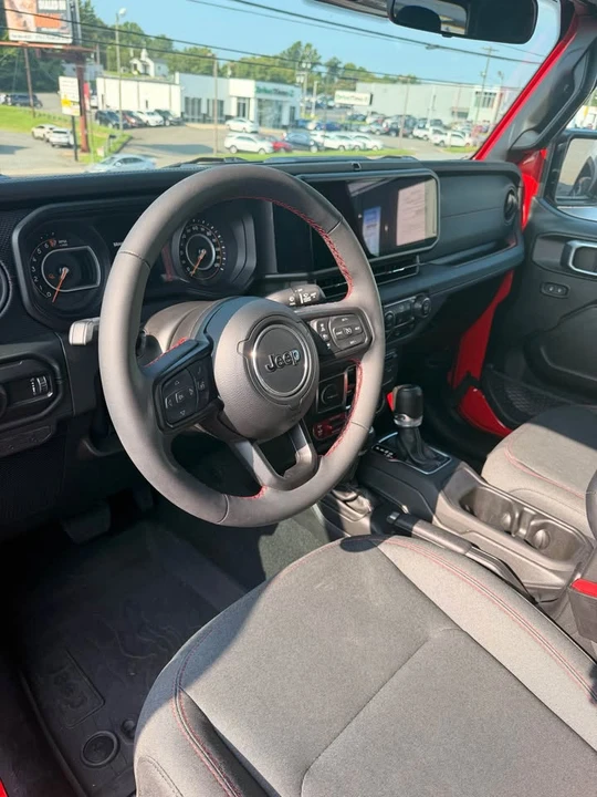 2024 Jeep JT Gladiator - Image 8 of 8