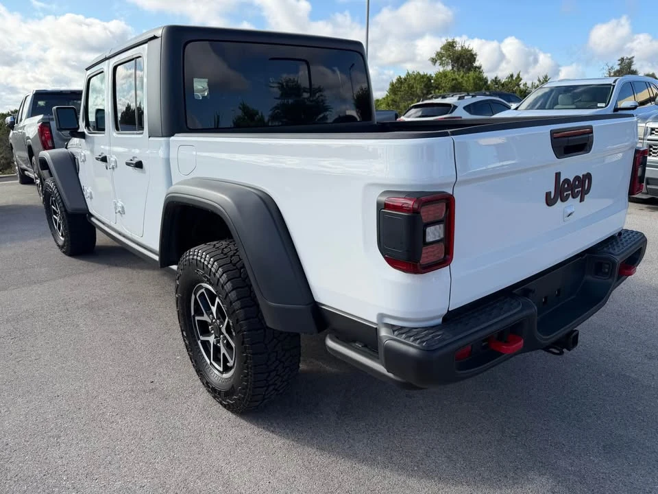 2024 Jeep JT Gladiator - Image 5 of 9