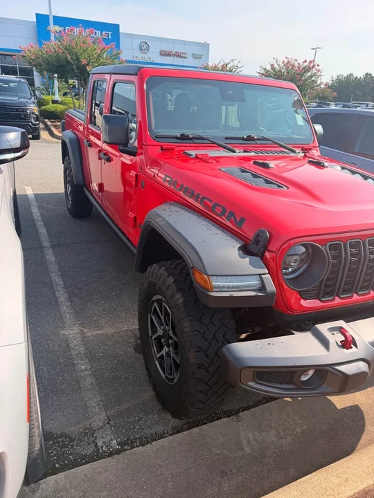 2024 Jeep JT Gladiator - Image 6 of 8