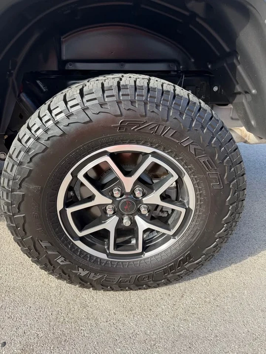 2024 Jeep JT Gladiator - Image 6 of 9