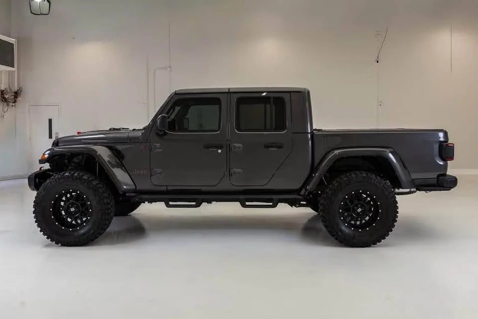 2024 Jeep JT Gladiator - Image 4 of 20