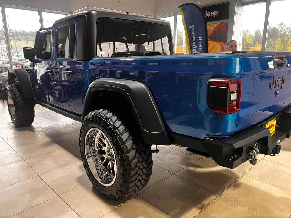 2024 Jeep JT Gladiator - Image 3 of 12