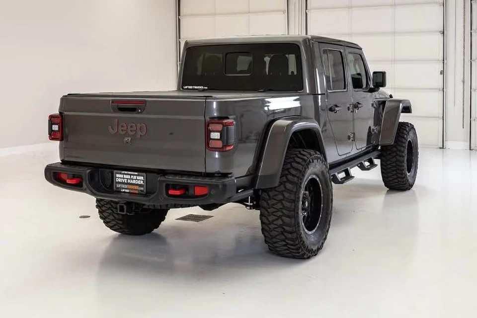 2024 Jeep JT Gladiator - Image 9 of 20
