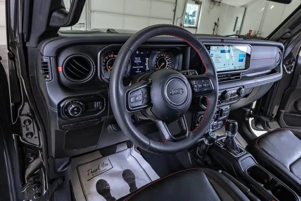 2024 Jeep JT Gladiator - Image 12 of 20