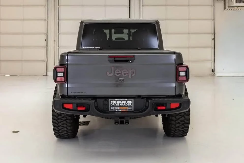2024 Jeep JT Gladiator - Image 5 of 20