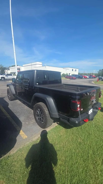 2024 Jeep JT Gladiator - Image 4 of 6
